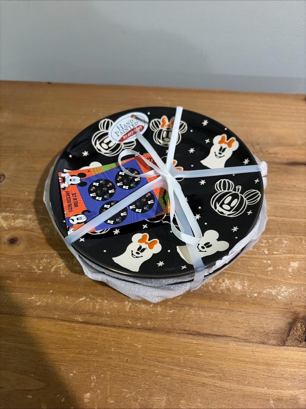 Disney Mickey & Minnie Halloween Black Ghost & Pumpkin Plates - NWT